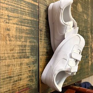Nike Kids White Velcro Sneakers